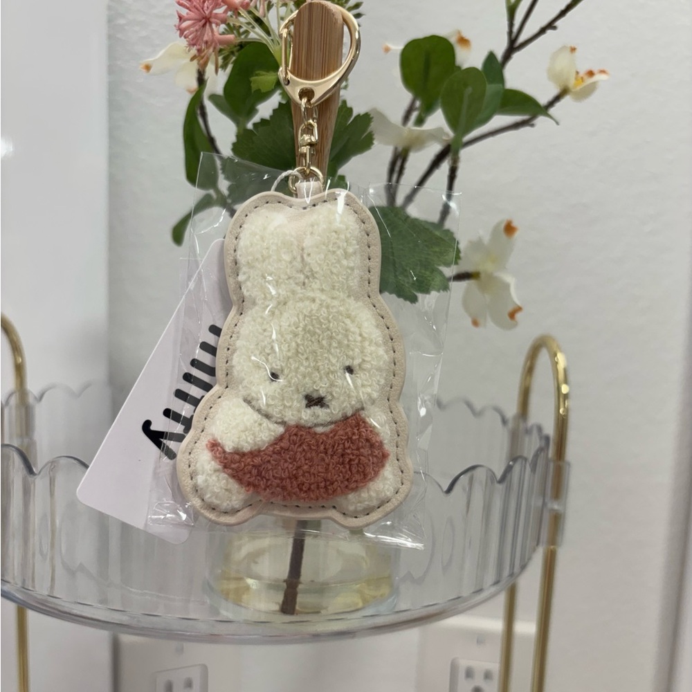 Sold:Cute Miffy🐰💗Keychain with Pink Accent
